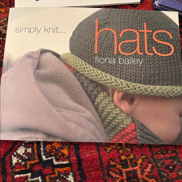 Four Knitting Pattern Books. - Picture 2 of 14